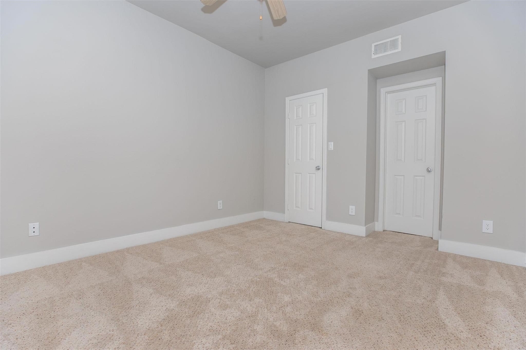 19100 N Glenwest Drive - Photo 15