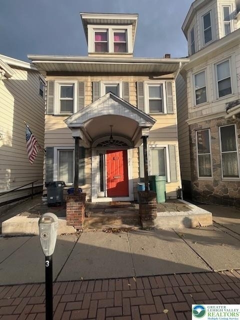 243 E Broad Street - Photo 0