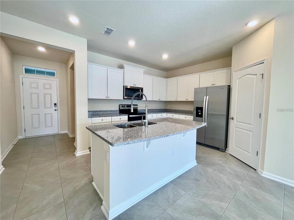 199 Redbud Road - Photo 3