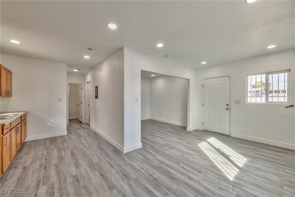 339 N 10th Street - Photo 7