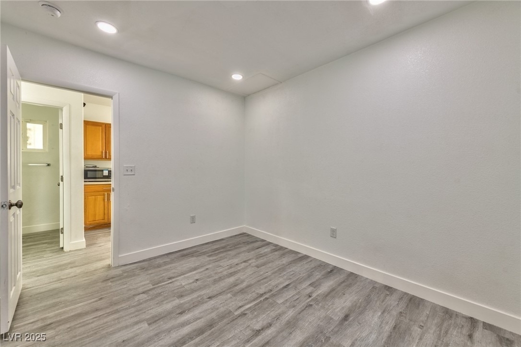 339 N 10th Street - Photo 6