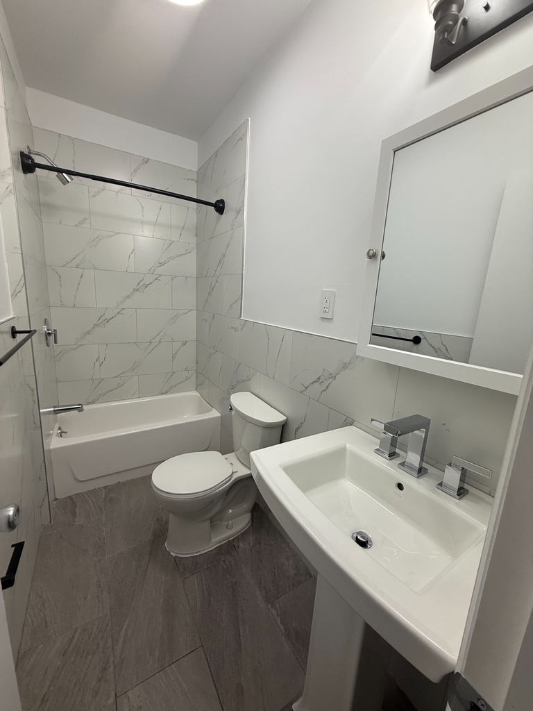565 West 162nd Street - Photo 3
