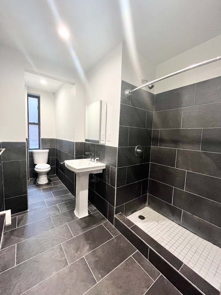 700 West 175th Street - Photo 4