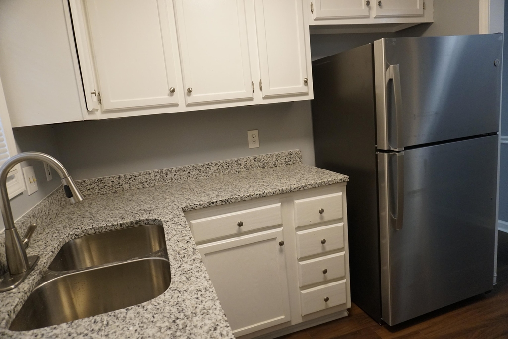 5489 S Park Place - Photo 12