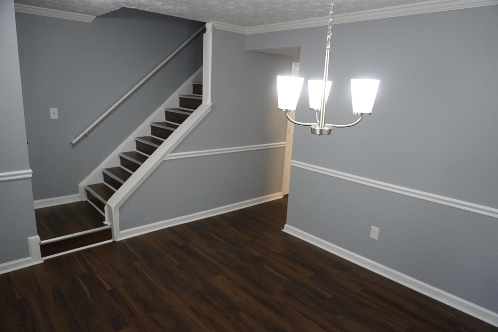 5489 S Park Place - Photo 5
