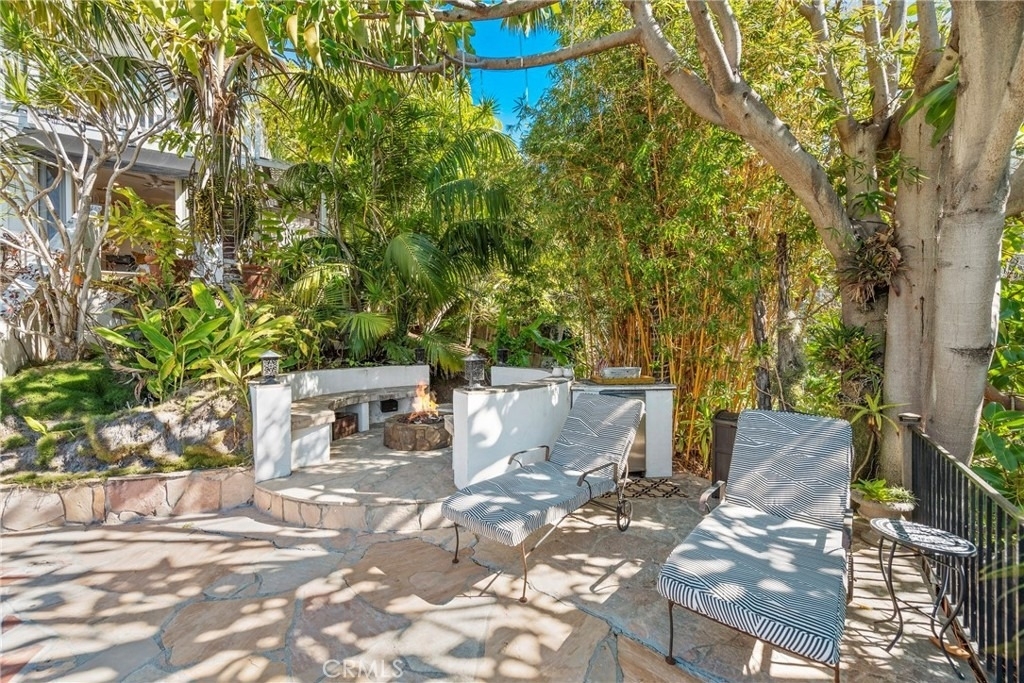 875 Coast View Drive - Photo 31