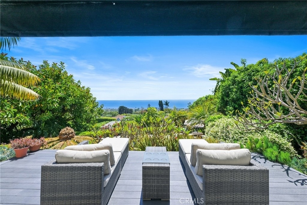 875 Coast View Drive - Photo 15