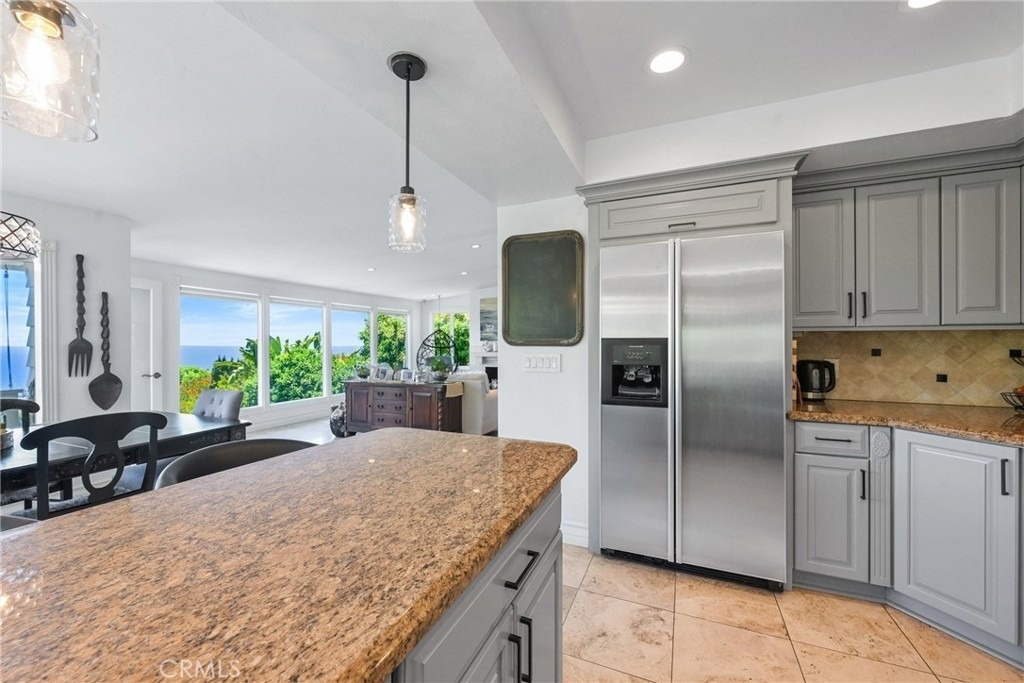 875 Coast View Drive - Photo 10