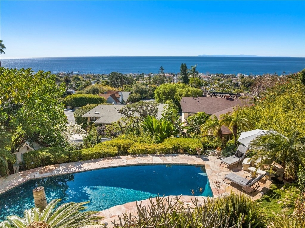 875 Coast View Drive - Photo 36