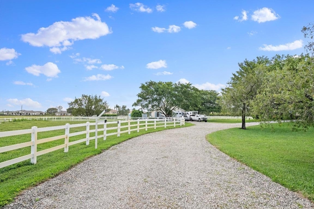 15416 Sunnyland Lane - Photo 7