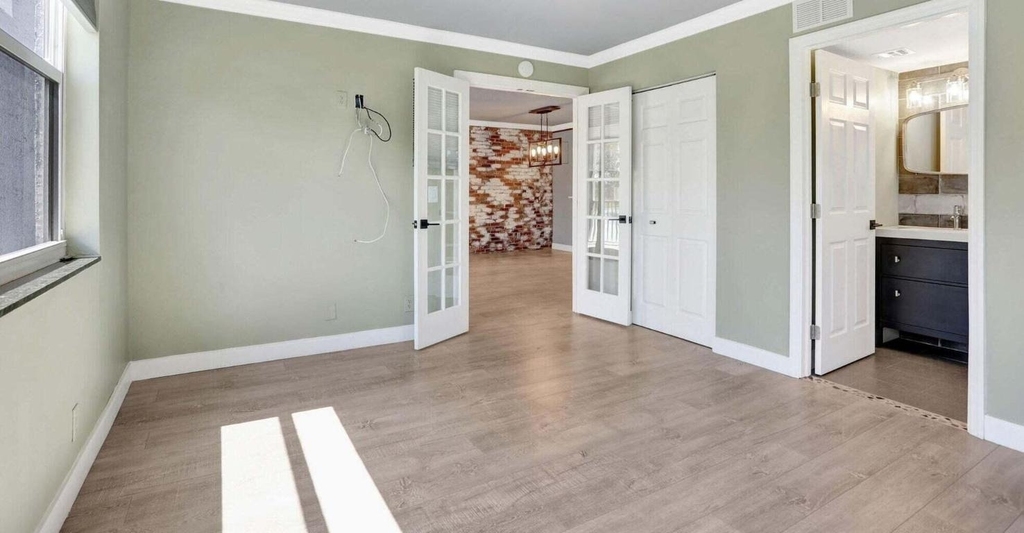 7800 Nw 18th Street - Photo 10