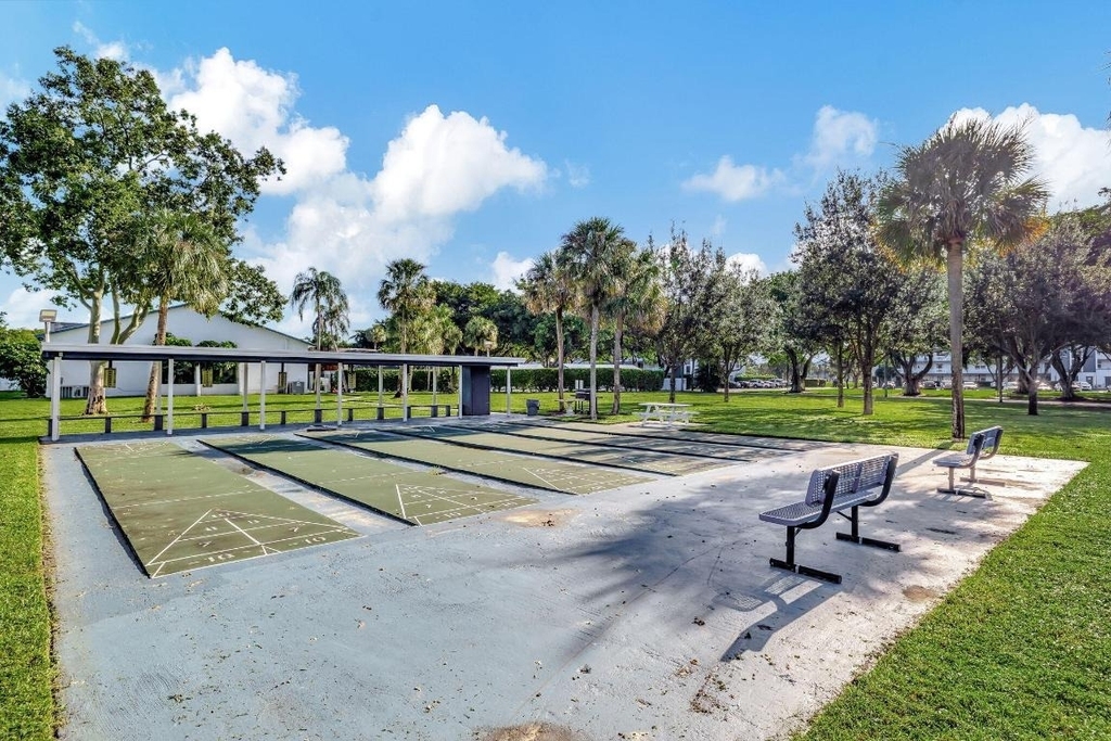 7800 Nw 18th Street - Photo 30