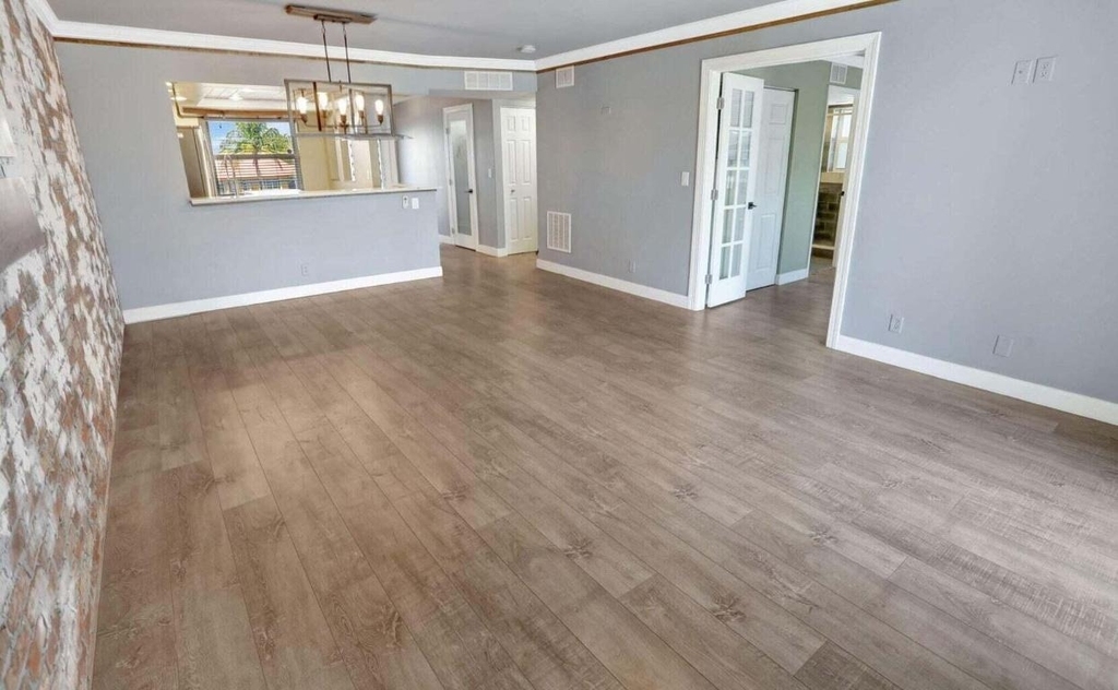7800 Nw 18th Street - Photo 6