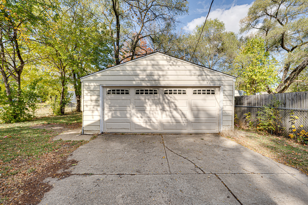 1823 Overdene Avenue - Photo 3
