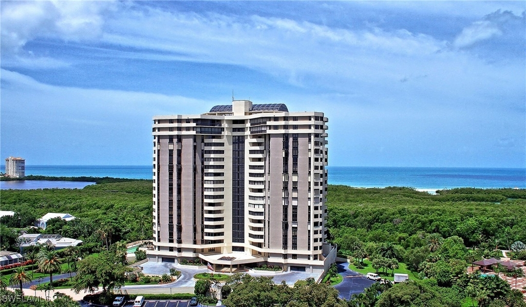 6001 Pelican Bay Boulevard - Photo 24