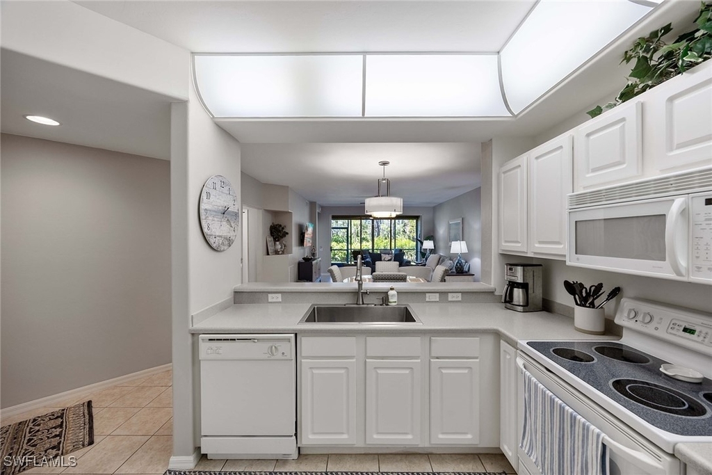 23526 Sandycreek Terrace - Photo 14