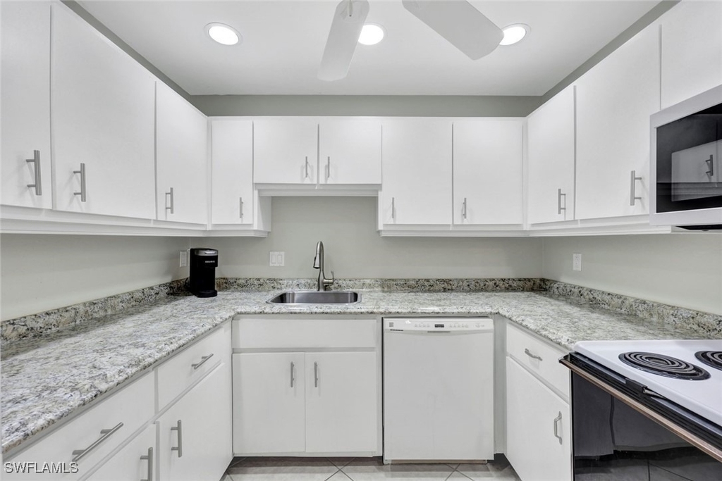 509 Roma Court - Photo 4