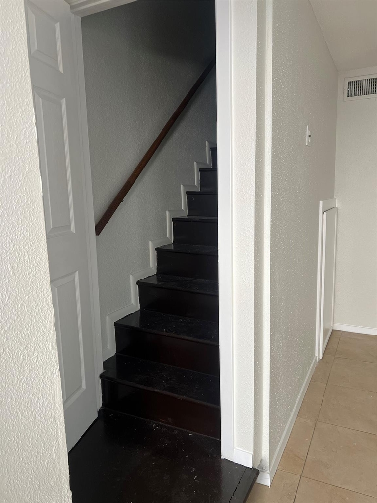 6111 Beverly Hill Street - Photo 6