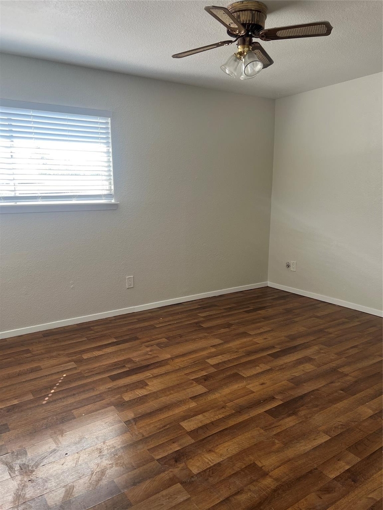 6111 Beverly Hill Street - Photo 11