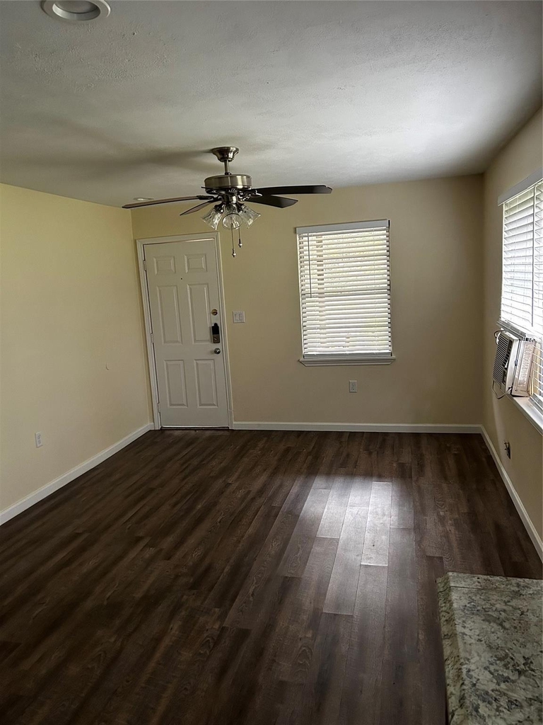 17811 Bamwood Drive - Photo 4