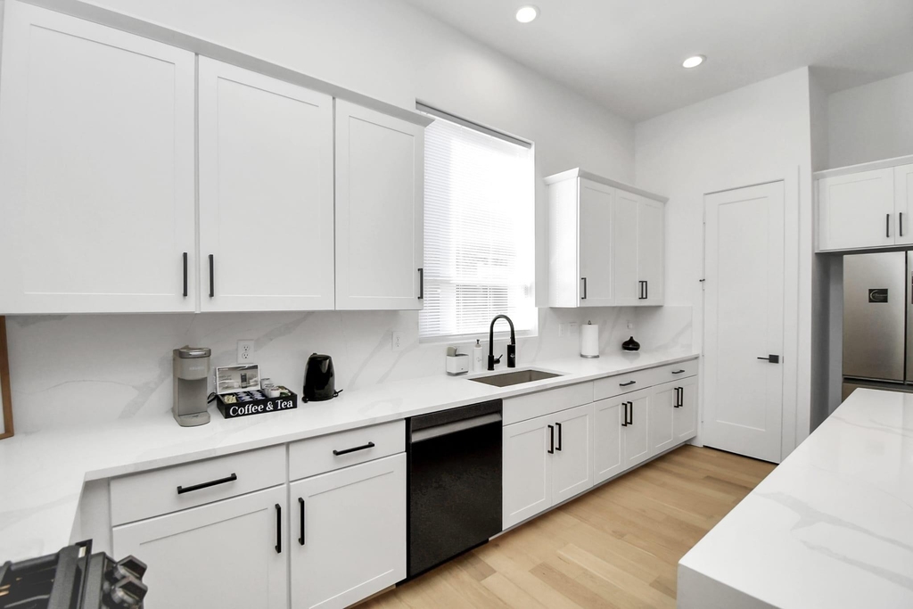 1104 Palmer Street - Photo 18