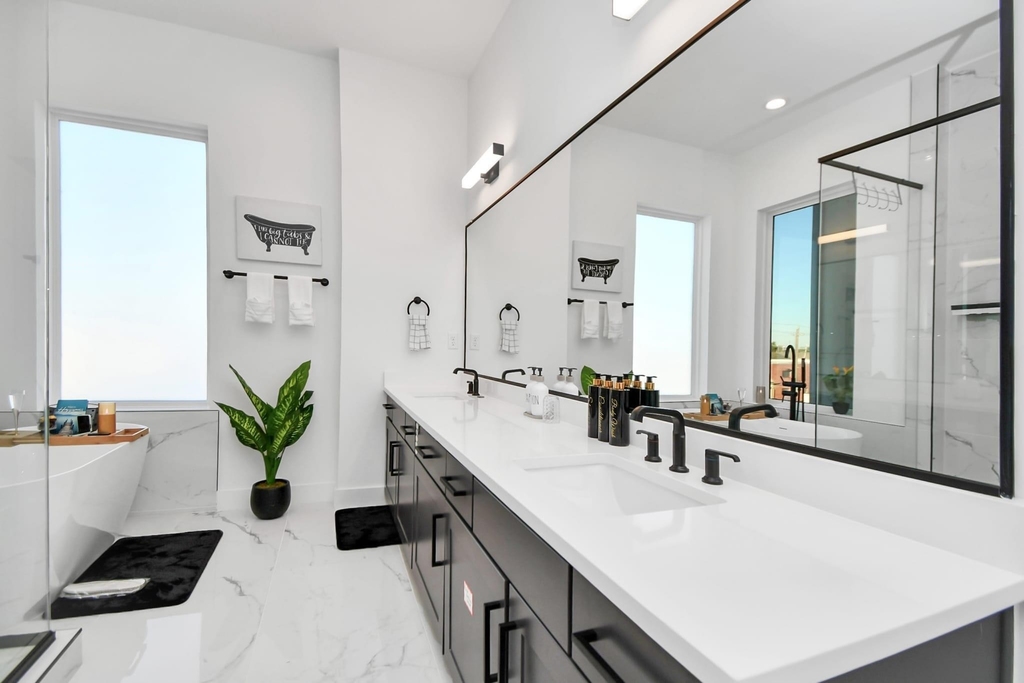 1104 Palmer Street - Photo 31