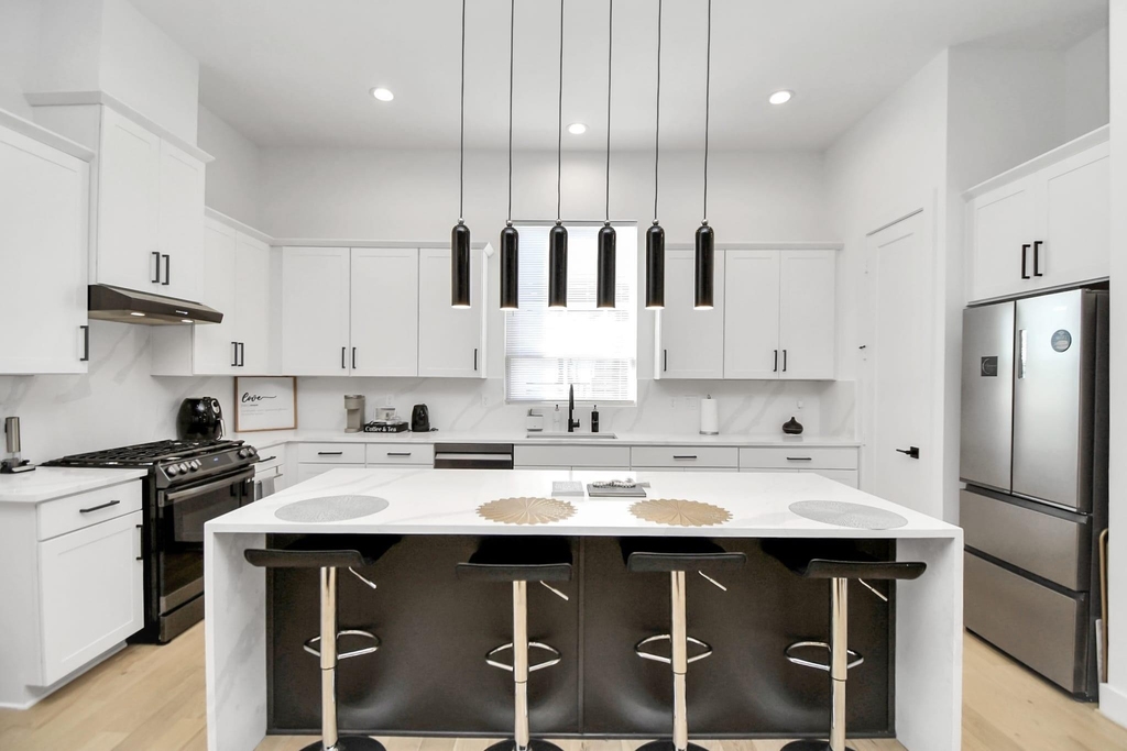 1104 Palmer Street - Photo 16