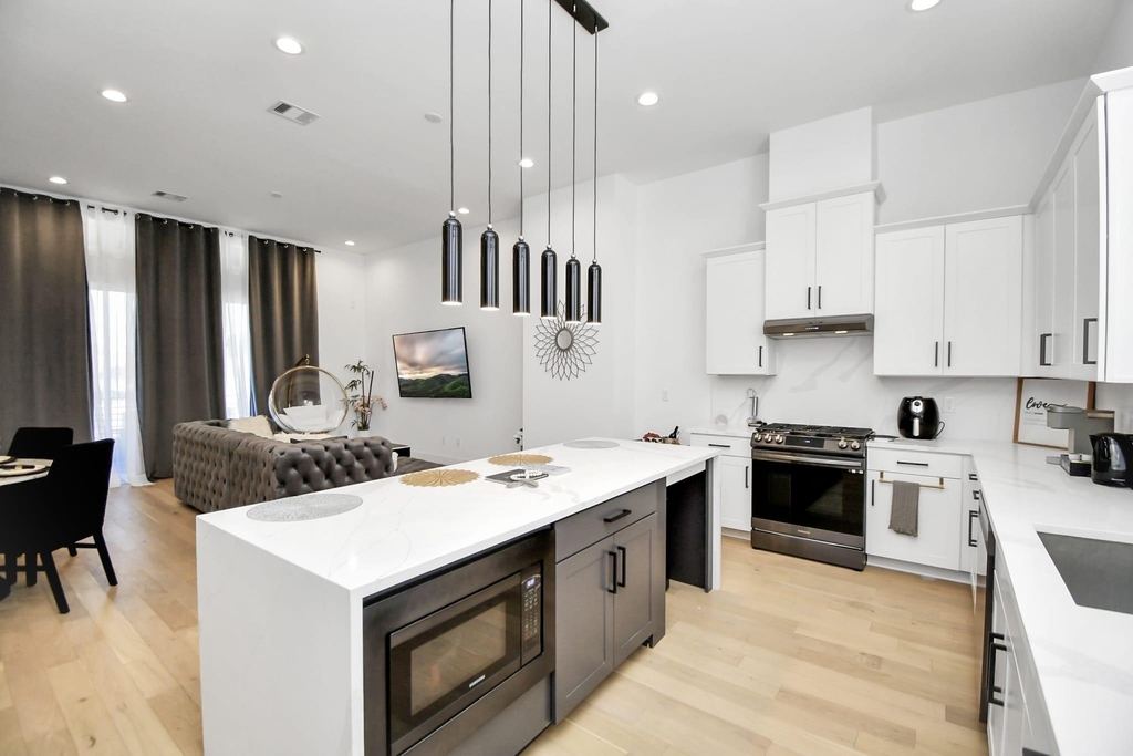 1104 Palmer Street - Photo 19