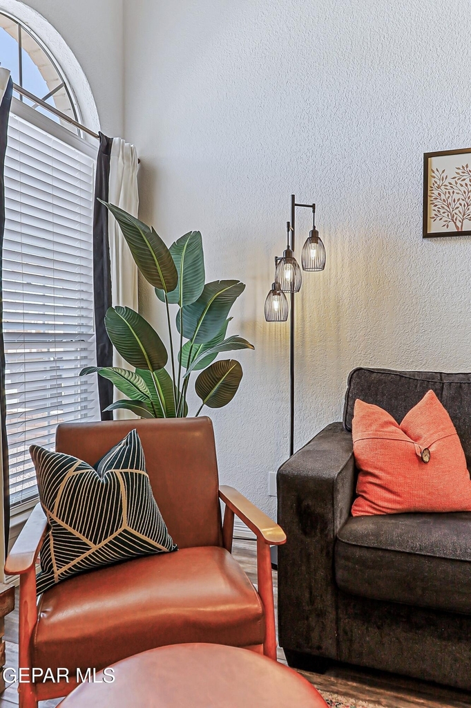 12120 Desert Quail Avenue - Photo 14