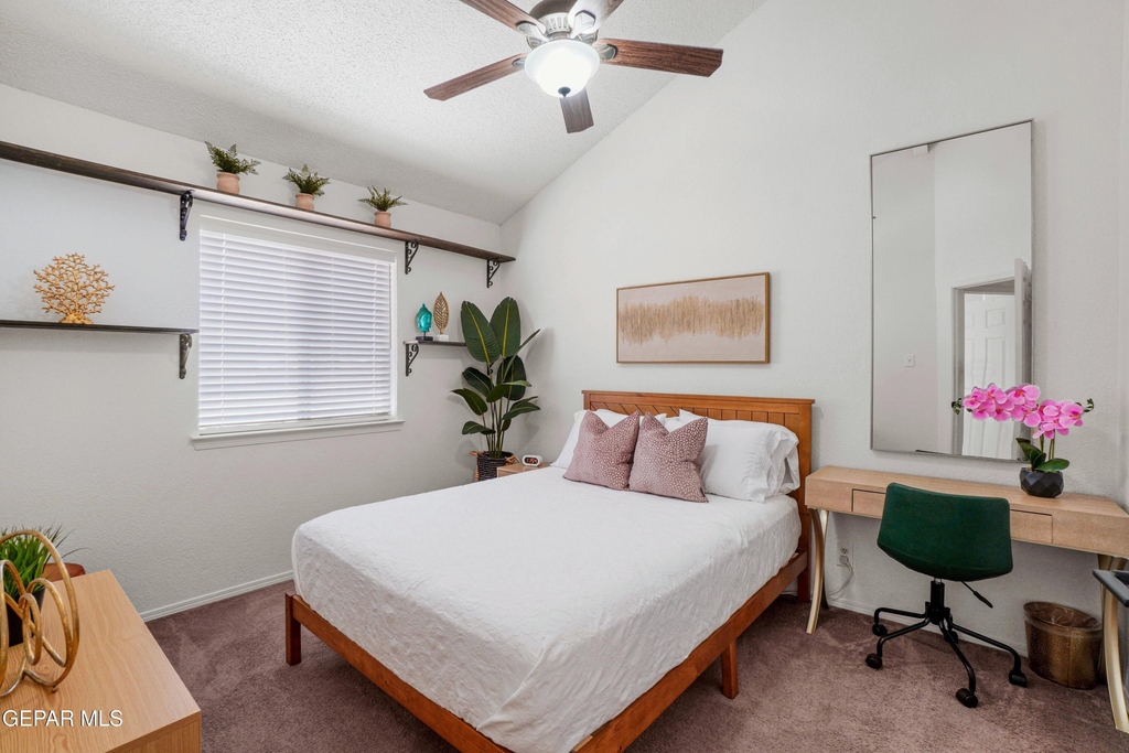 12120 Desert Quail Avenue - Photo 35