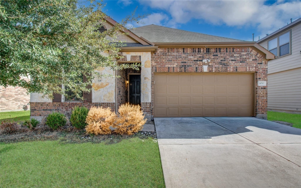 18707 Naples Ridge Court - Photo 2
