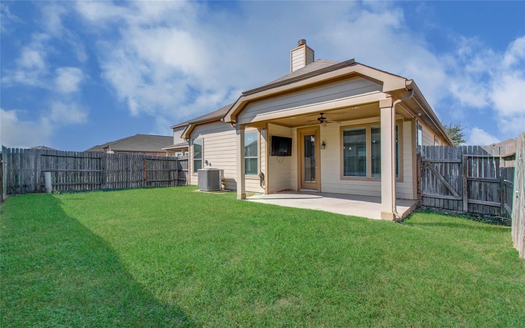 18707 Naples Ridge Court - Photo 35