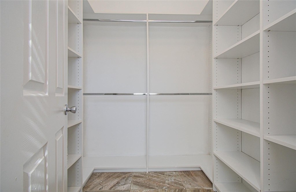 18707 Naples Ridge Court - Photo 33