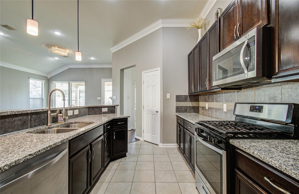 18707 Naples Ridge Court - Photo 18