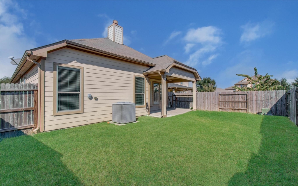 18707 Naples Ridge Court - Photo 37