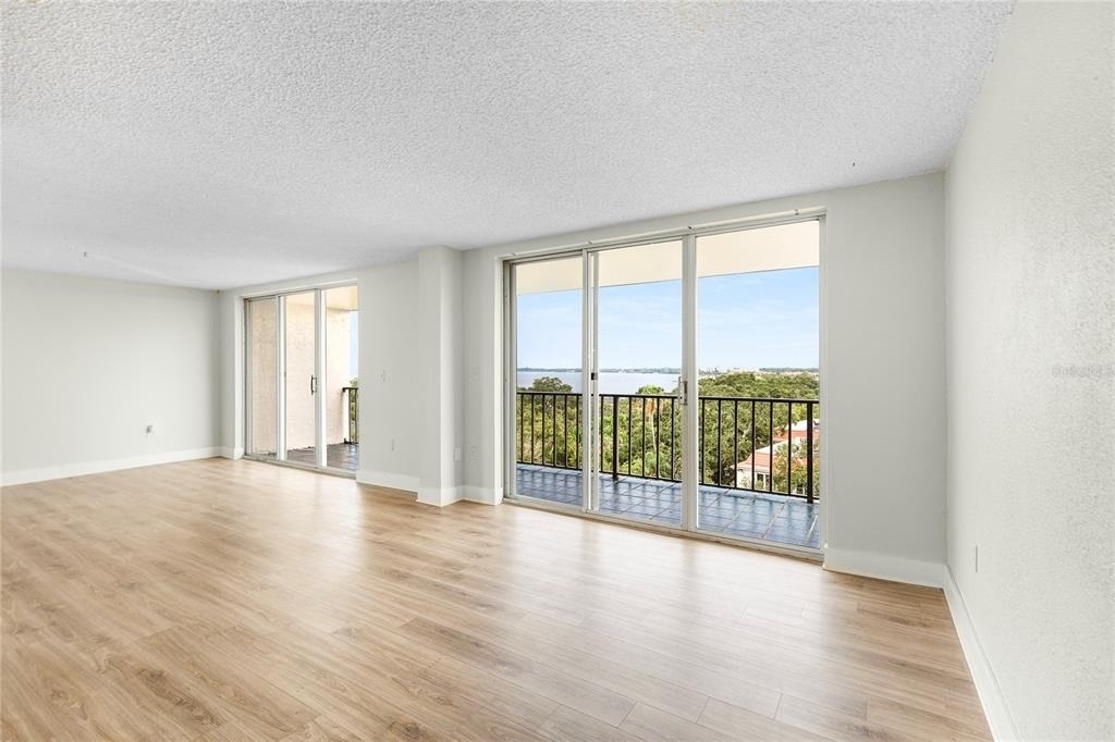 2699 Seville Boulevard - Photo 2