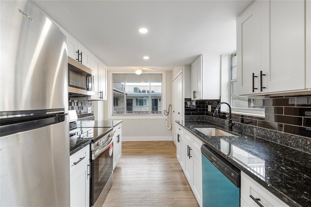 2699 Seville Boulevard - Photo 7