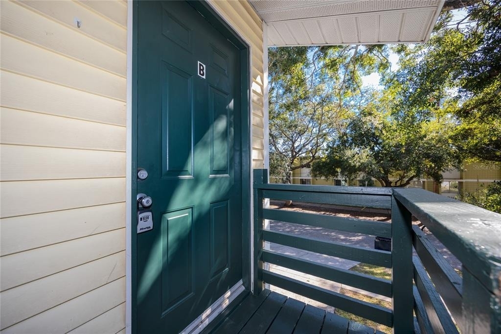 1303 S Moody Avenue - Photo 7