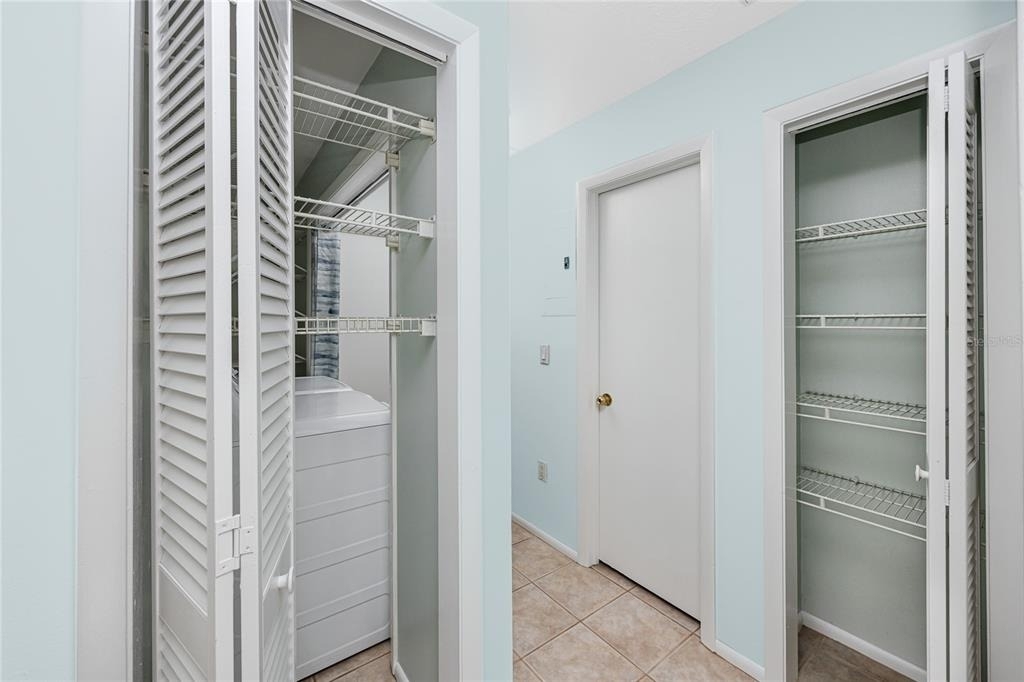 1303 S Moody Avenue - Photo 1