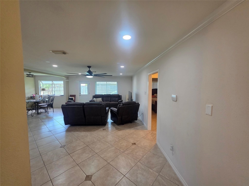 12531 La Rochelle Drive - Photo 5