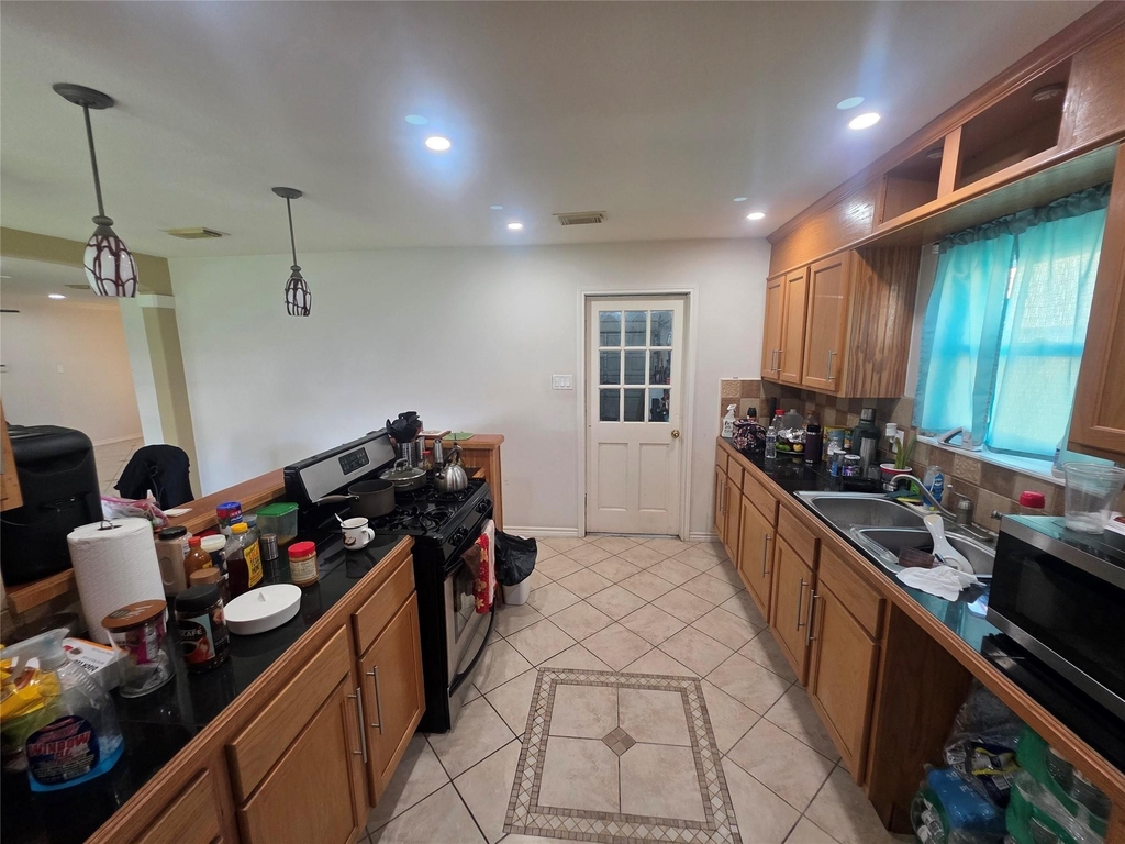 12531 La Rochelle Drive - Photo 9