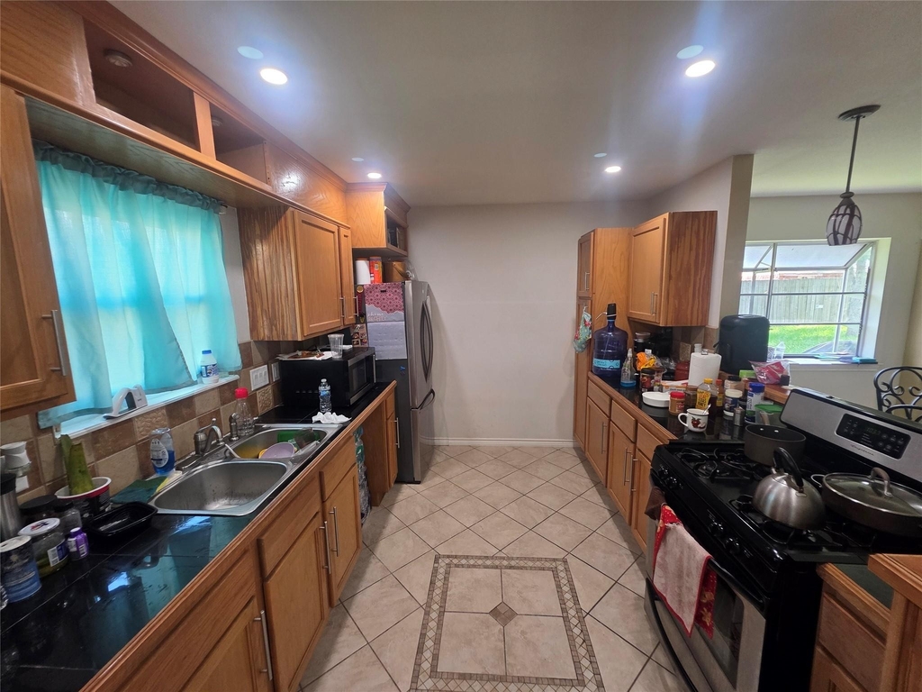 12531 La Rochelle Drive - Photo 8