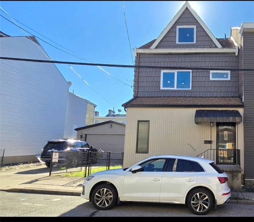 4560 Friendship Ave - Photo 0