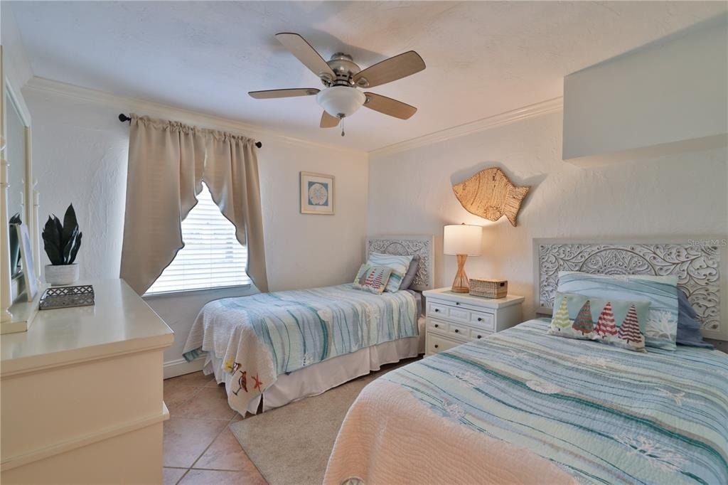 813 E 6th Avenue - Photo 16