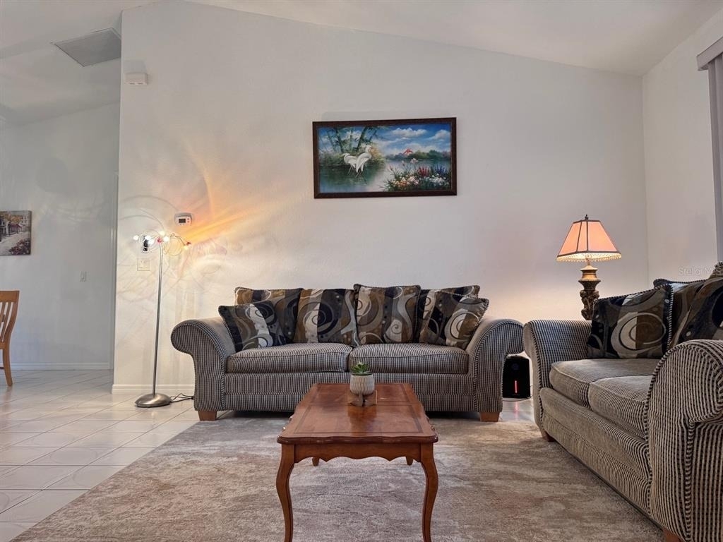 219 Venetia Avenue - Photo 0