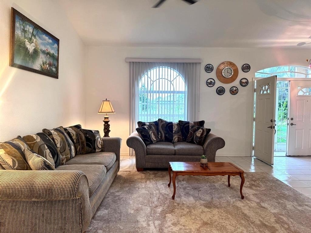 219 Venetia Avenue - Photo 2