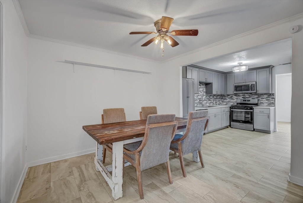 2128 59th Street - Photo 19