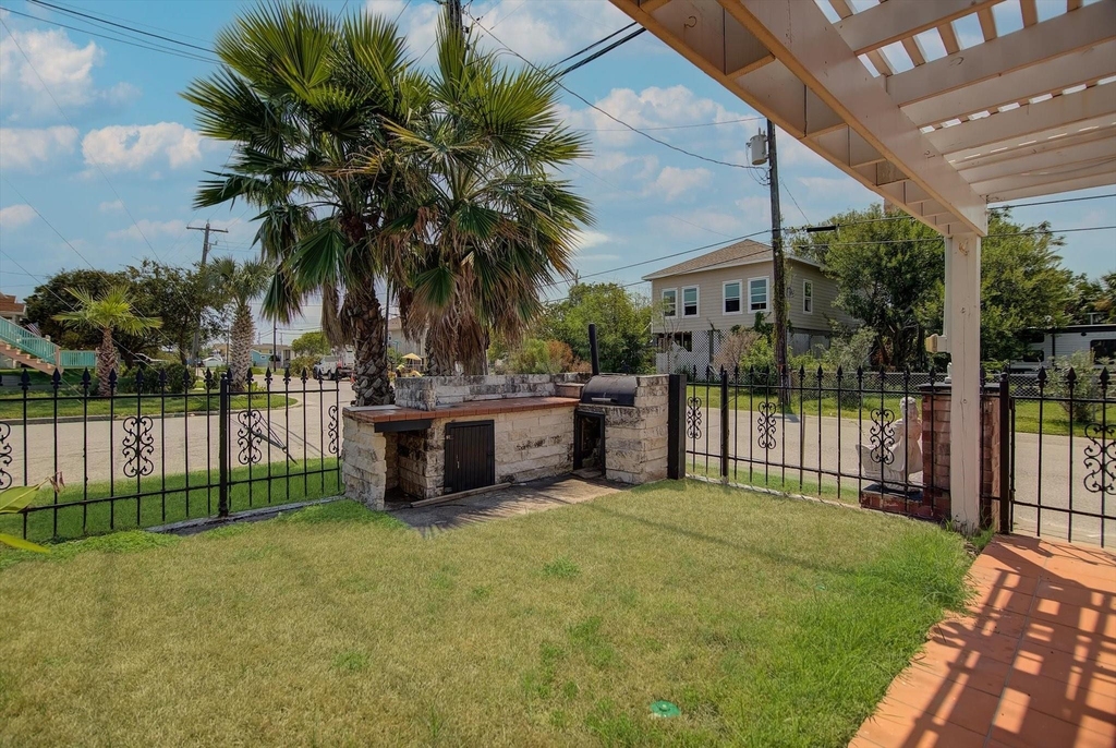 2128 59th Street - Photo 46