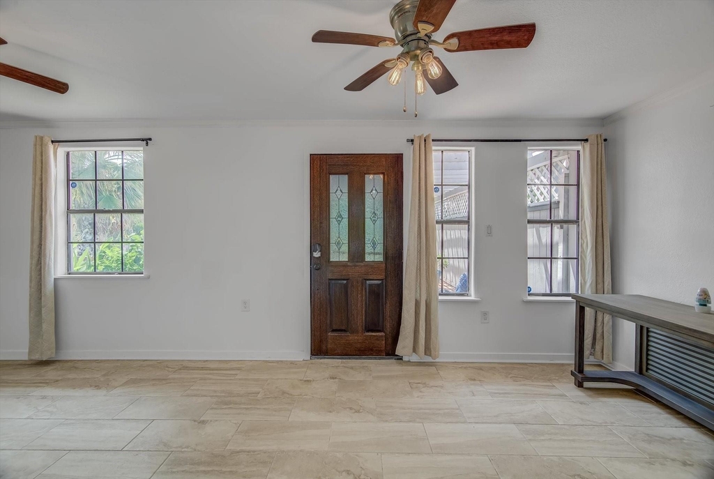 2128 59th Street - Photo 10