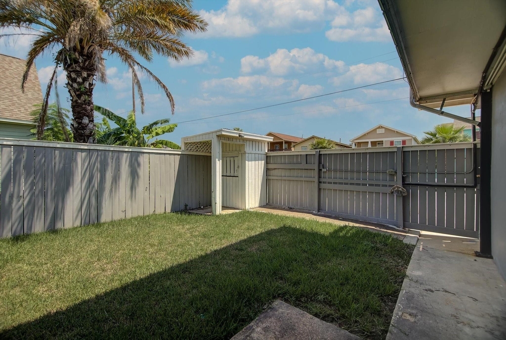 2128 59th Street - Photo 48
